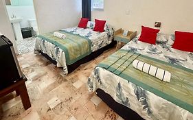 Hotel Farallon Inn Cancún